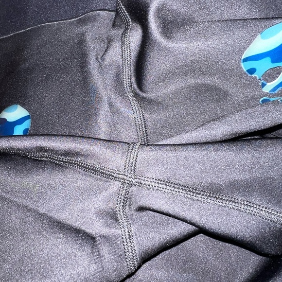 Like New Ultracor Skull Leggings Large - Picture 4 of 4